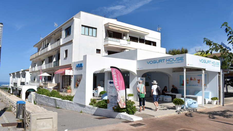 Day One - Yoghurt Palace