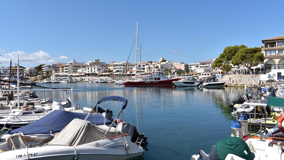 The Port at CalaRatjada.