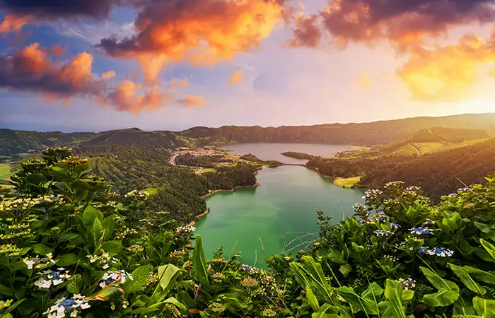 Walking in the azores 3