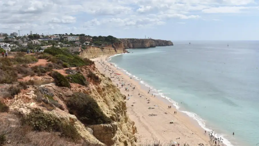 Walking in the Algarve Senior Walkers 18_907