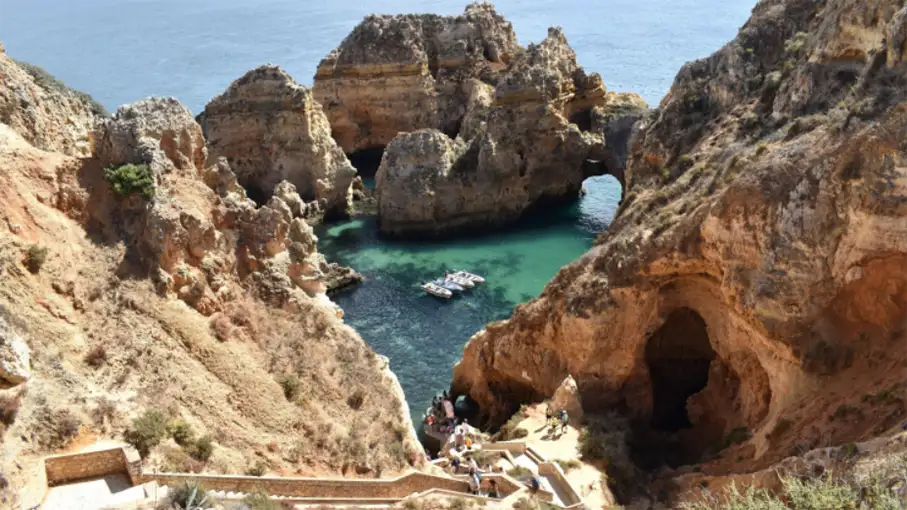 Walking in the Algarve Senior Walkers 25_907