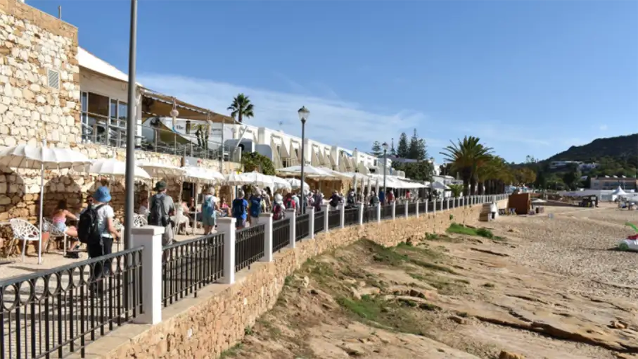 Walking in the Algarve Senior Walkers 6_907