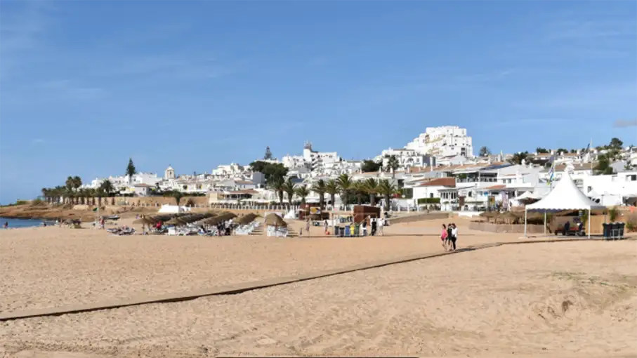 Walking in the Algarve Senior Walkers 7_907