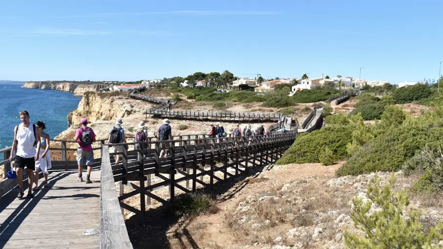 Walking in the Algarve Senior Walkers 96_907