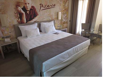 Senior Walking Club - Spain 2025 - IH_Page_005_Image_0001