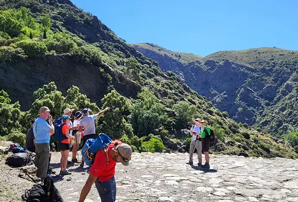 Walking-in-the-sierra-nevada-8